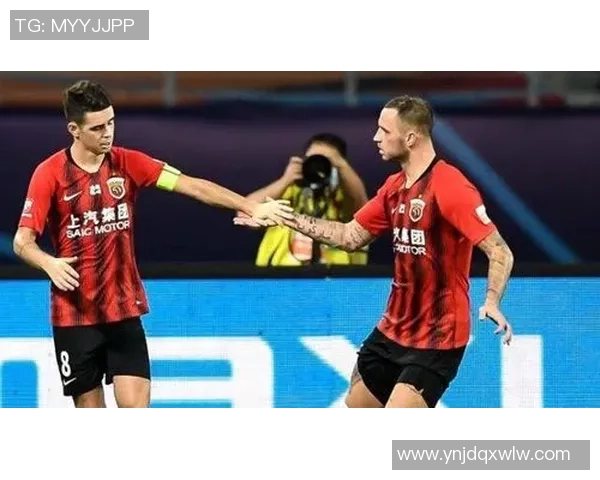 深圳羽毛球队与杭州羽毛球队赛后复盘分析团队配合与战术执行